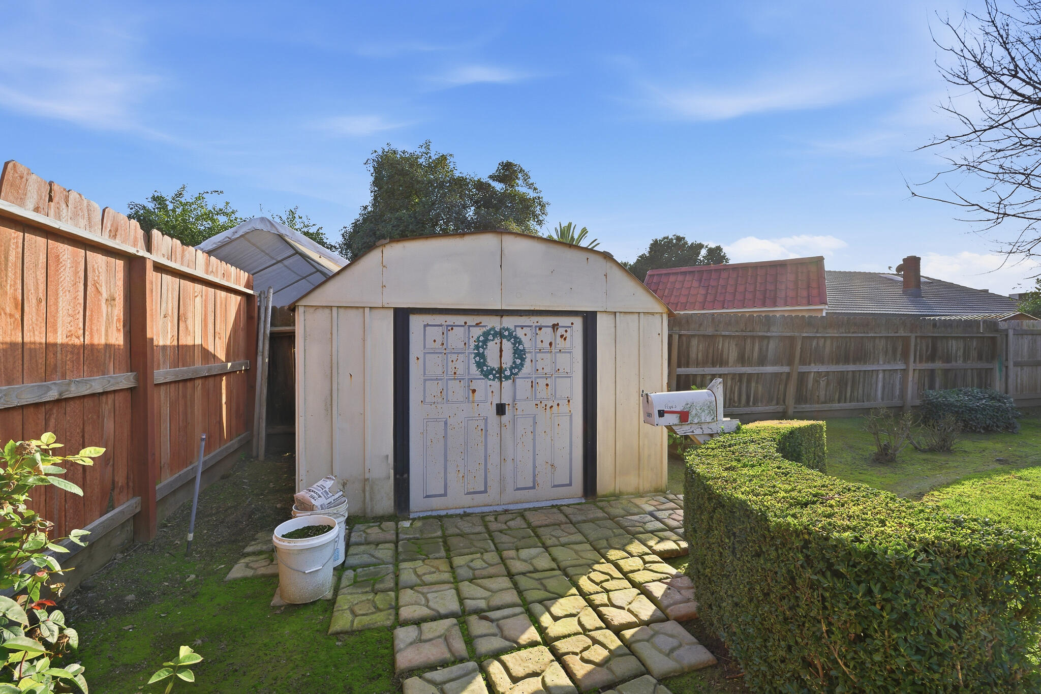 187 Mitchell Ave, Tulare, CA 93274