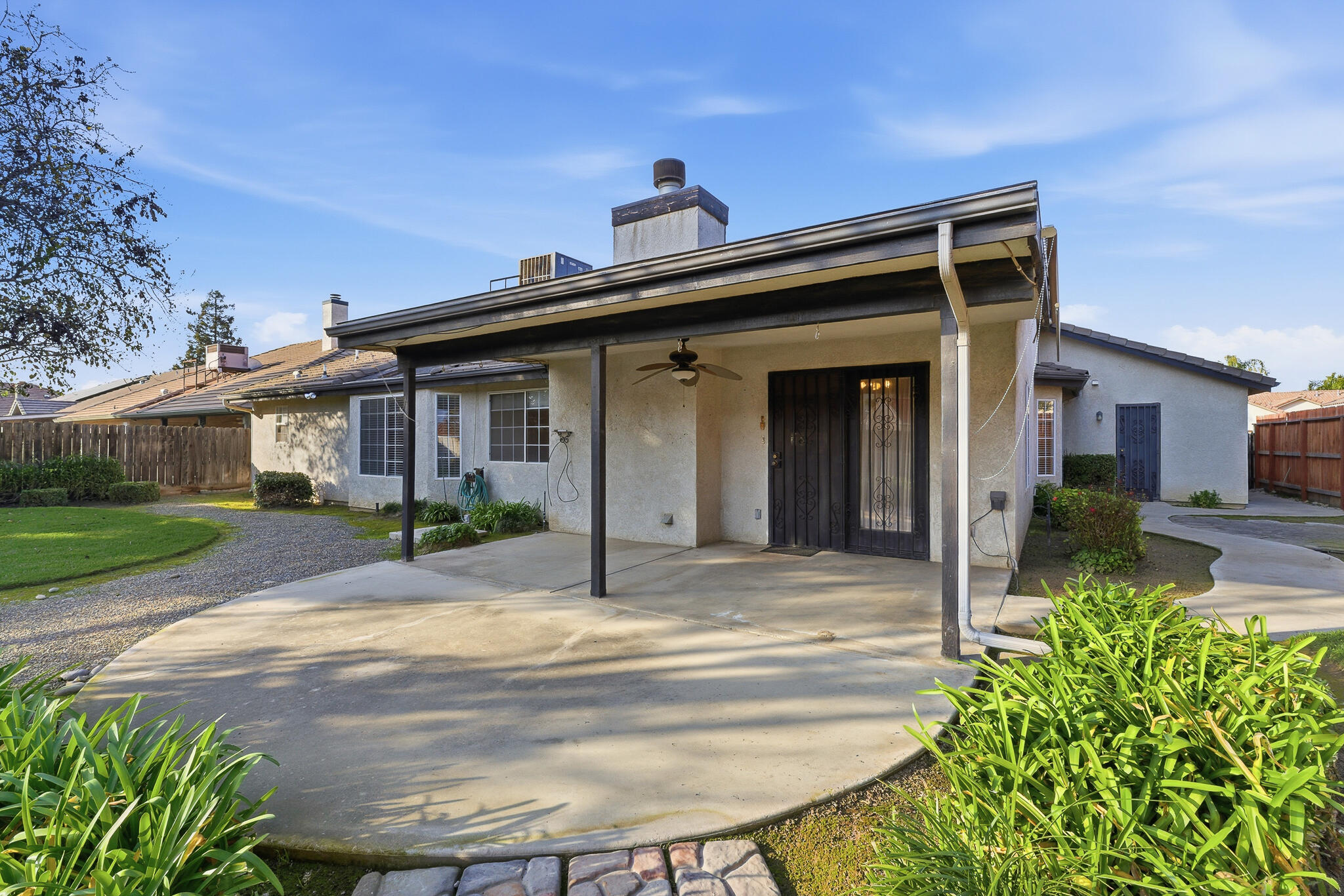 187 Mitchell Ave, Tulare, CA 93274