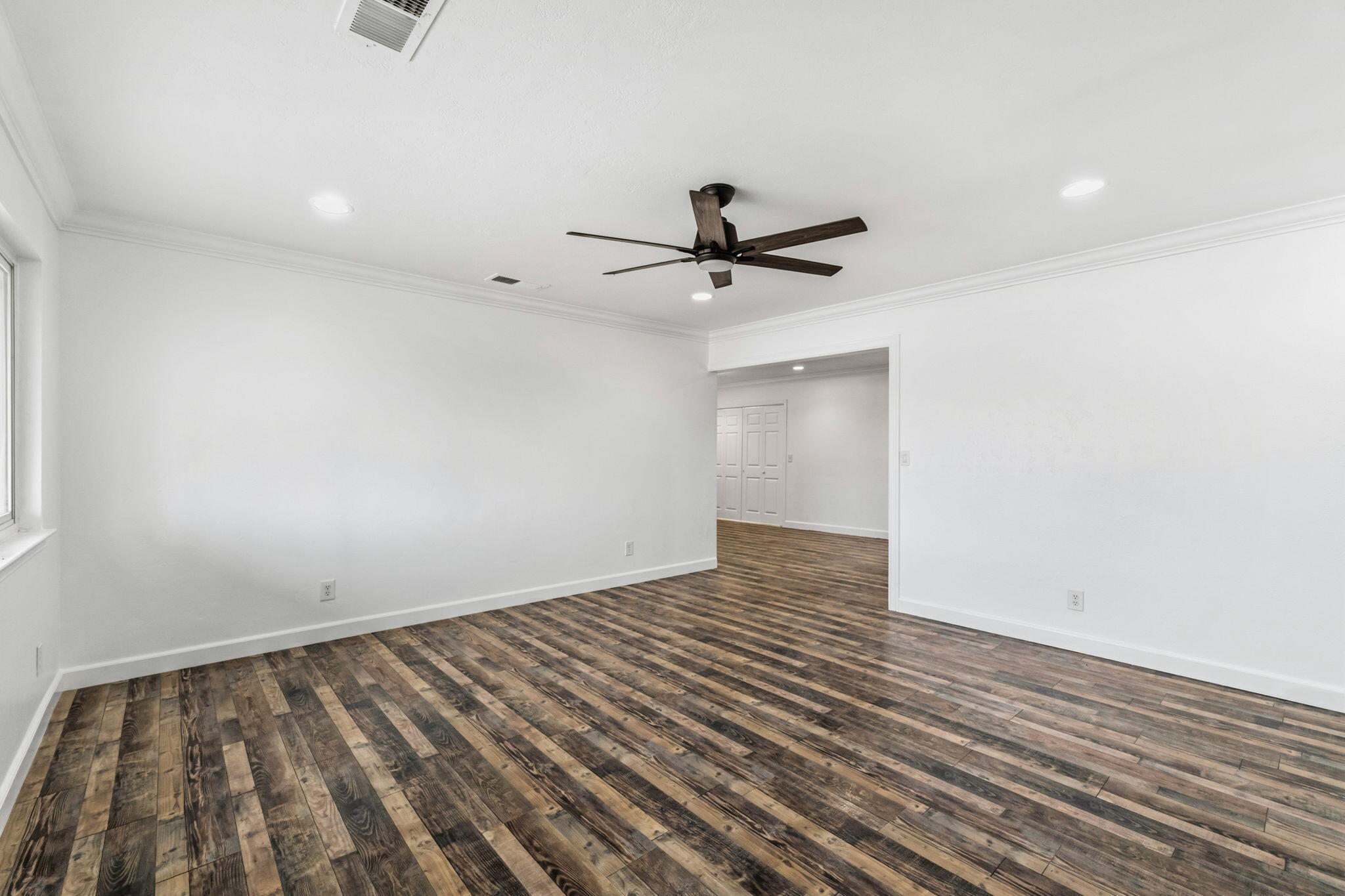 14191 Pimo St, Armona, CA 93202