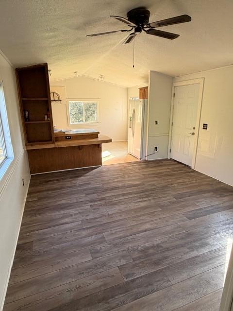 38266 Willowood Ln, Yokuts Valley, CA 93675