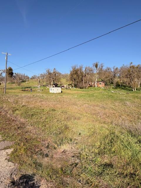 38266 Willowood Ln, Yokuts Valley, CA 93675