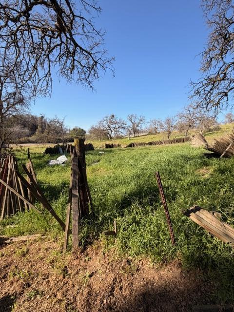 38266 Willowood Ln, Yokuts Valley, CA 93675