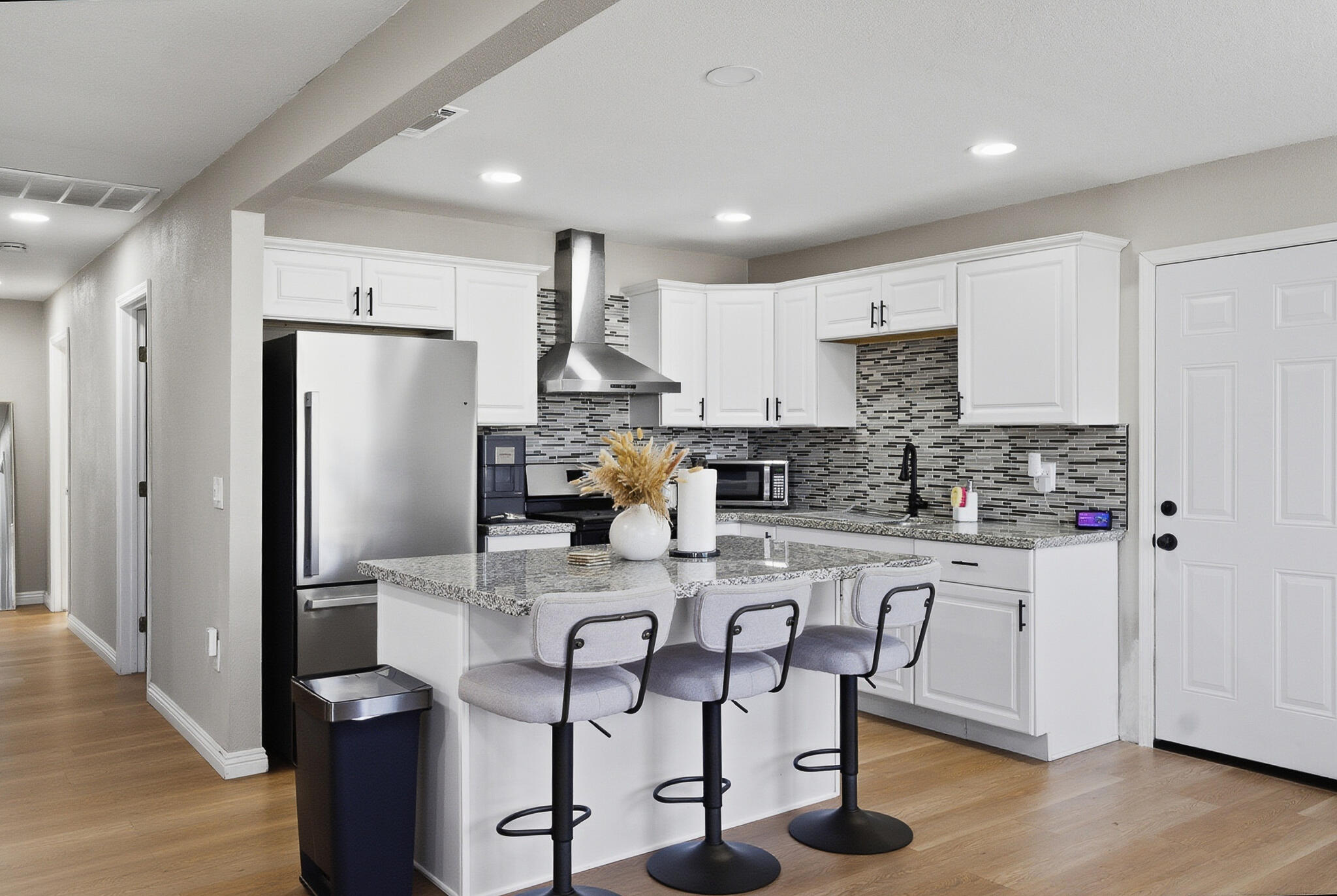 1021 Stanley Ave, Corcoran, CA 93212