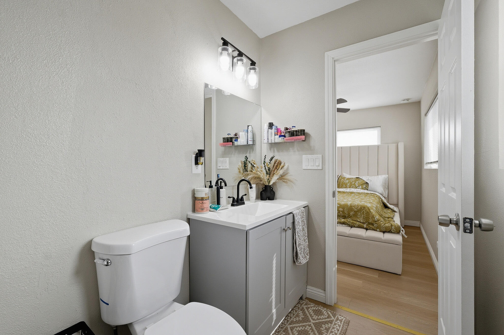 1021 Stanley Ave, Corcoran, CA 93212