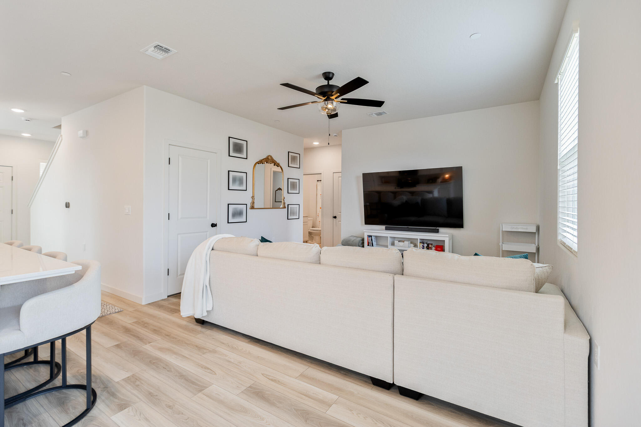 1738 Justice Ave, Tulare, CA 93274