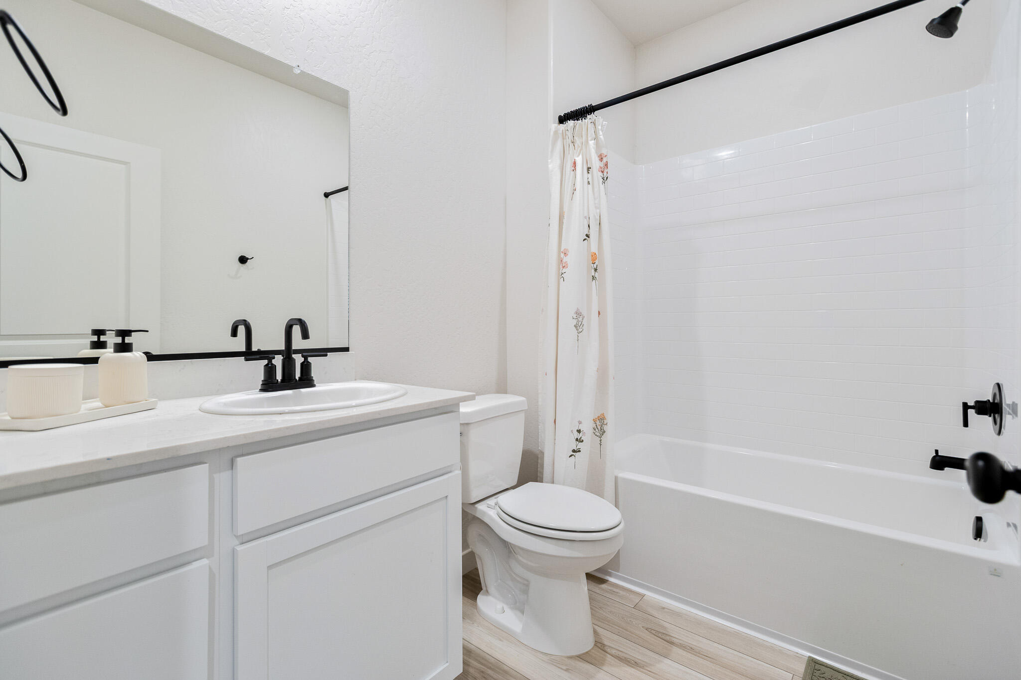 1738 Justice Ave, Tulare, CA 93274