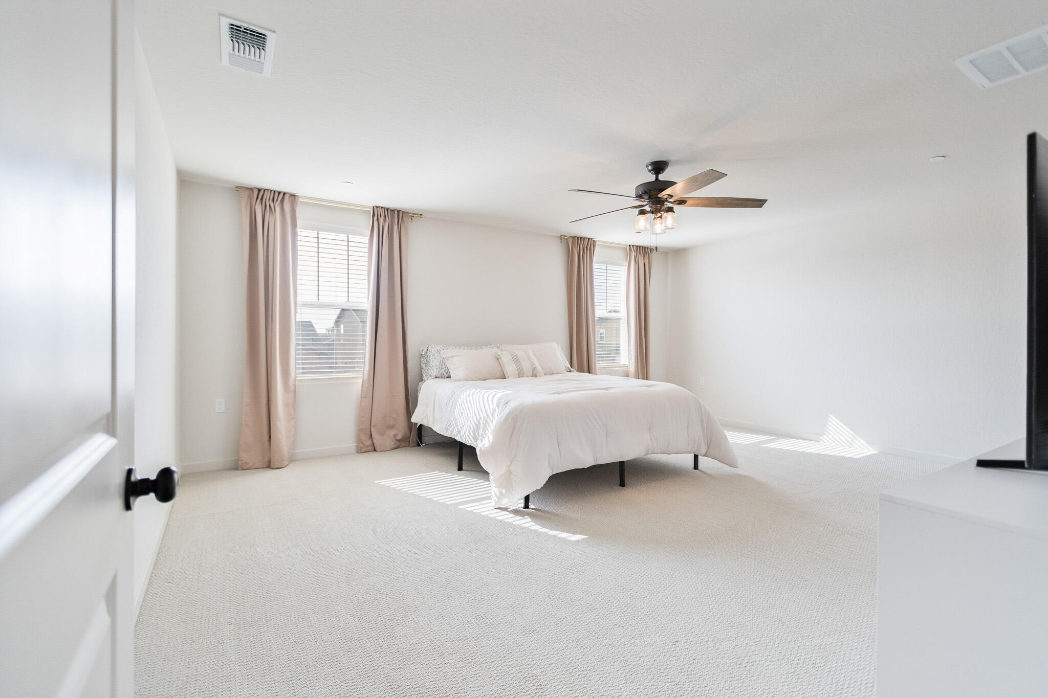 1738 Justice Ave, Tulare, CA 93274