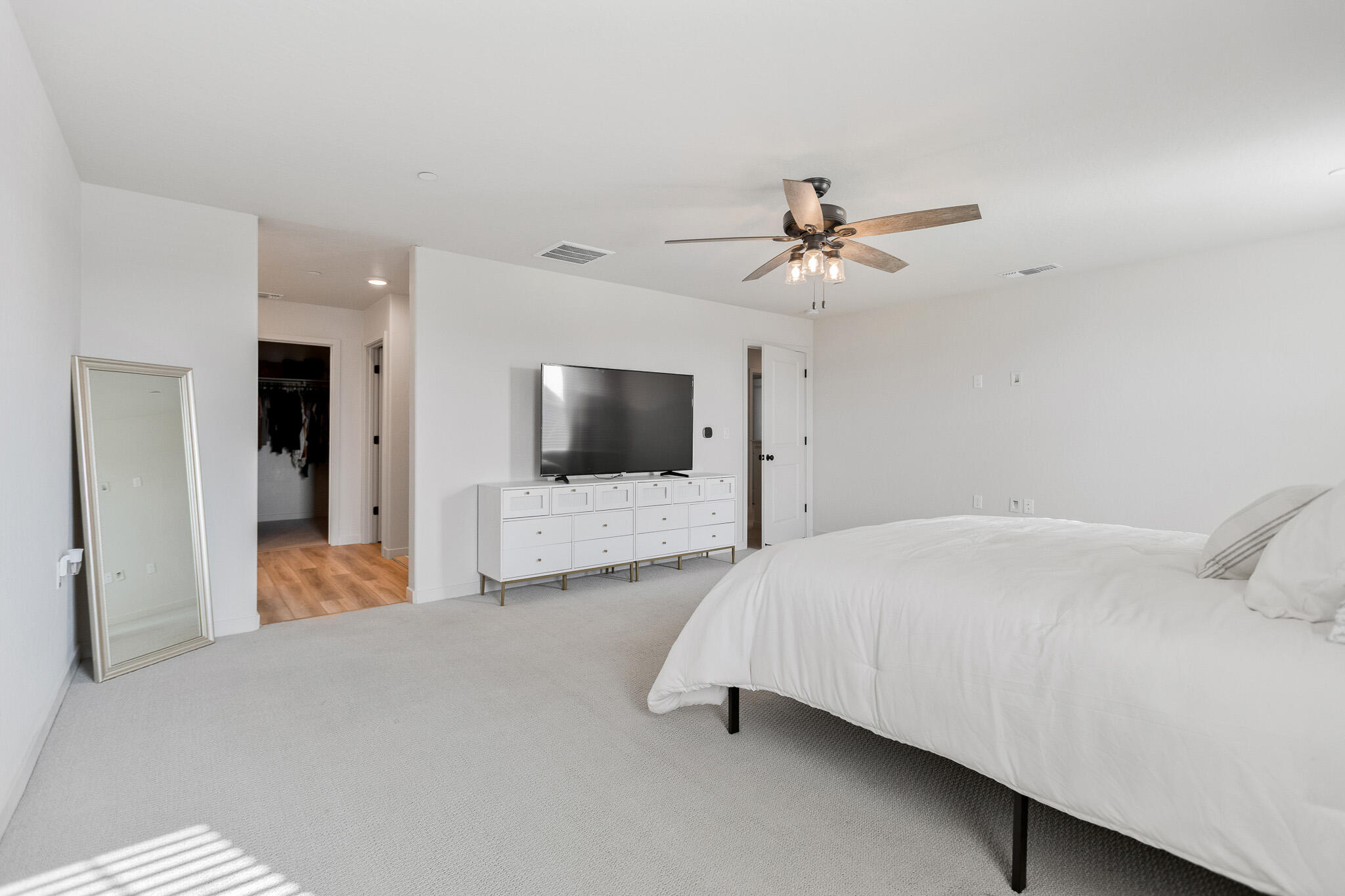 1738 Justice Ave, Tulare, CA 93274