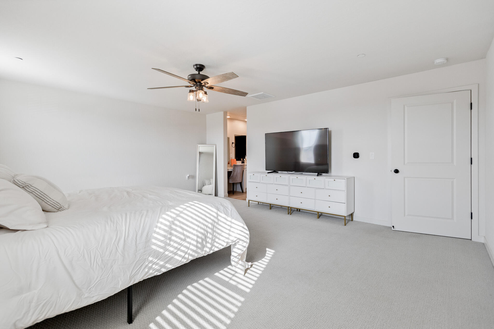 1738 Justice Ave, Tulare, CA 93274