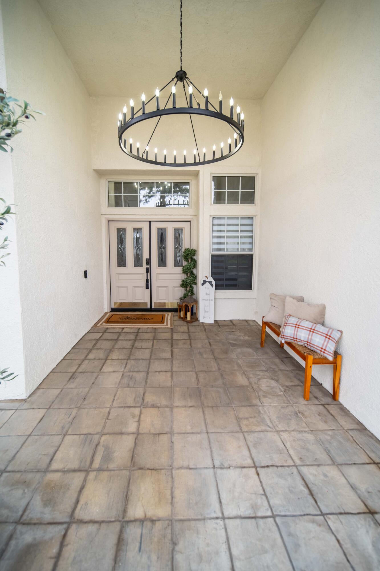 2330 S Stover St, Visalia, CA 93292