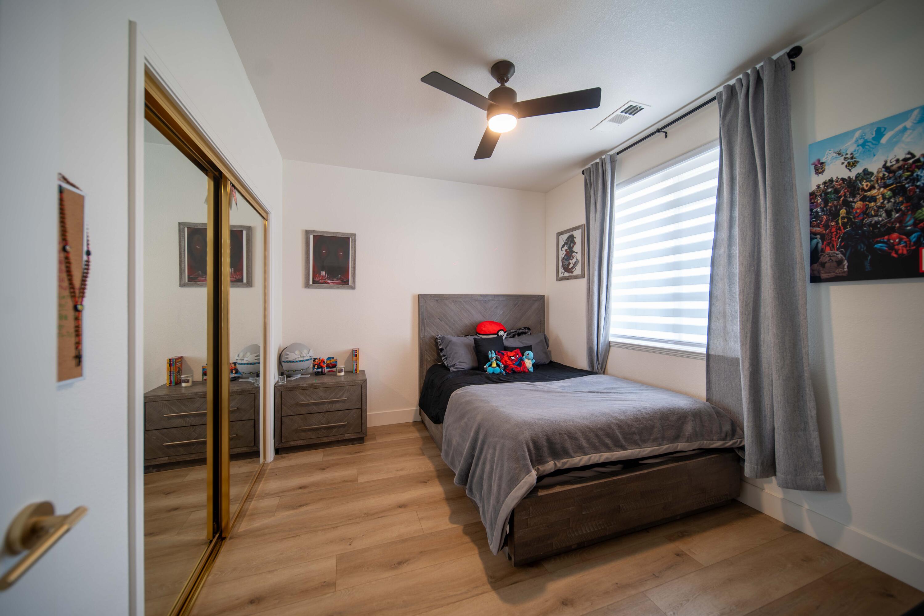 2330 S Stover St, Visalia, CA 93292