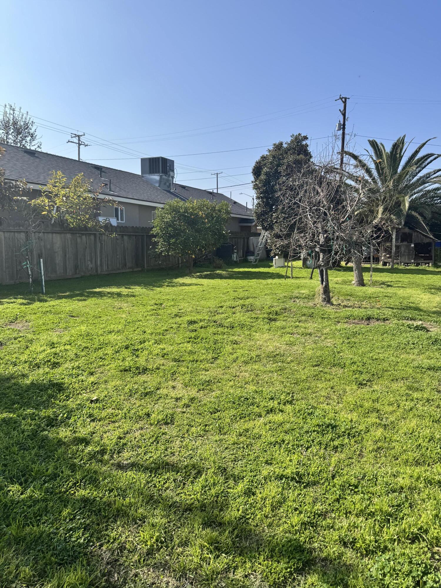 . S Cornell St, Porterville, CA 93257