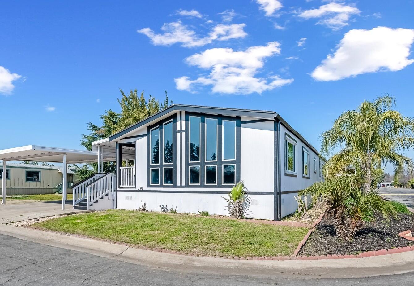 5505 W Tulare Ave #330, Visalia, CA 93277