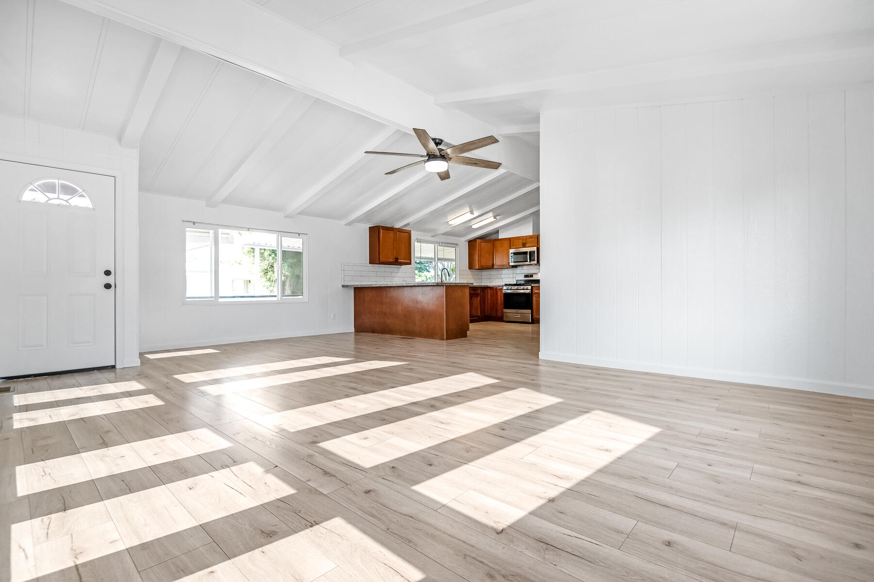 5505 W Tulare Ave #330, Visalia, CA 93277