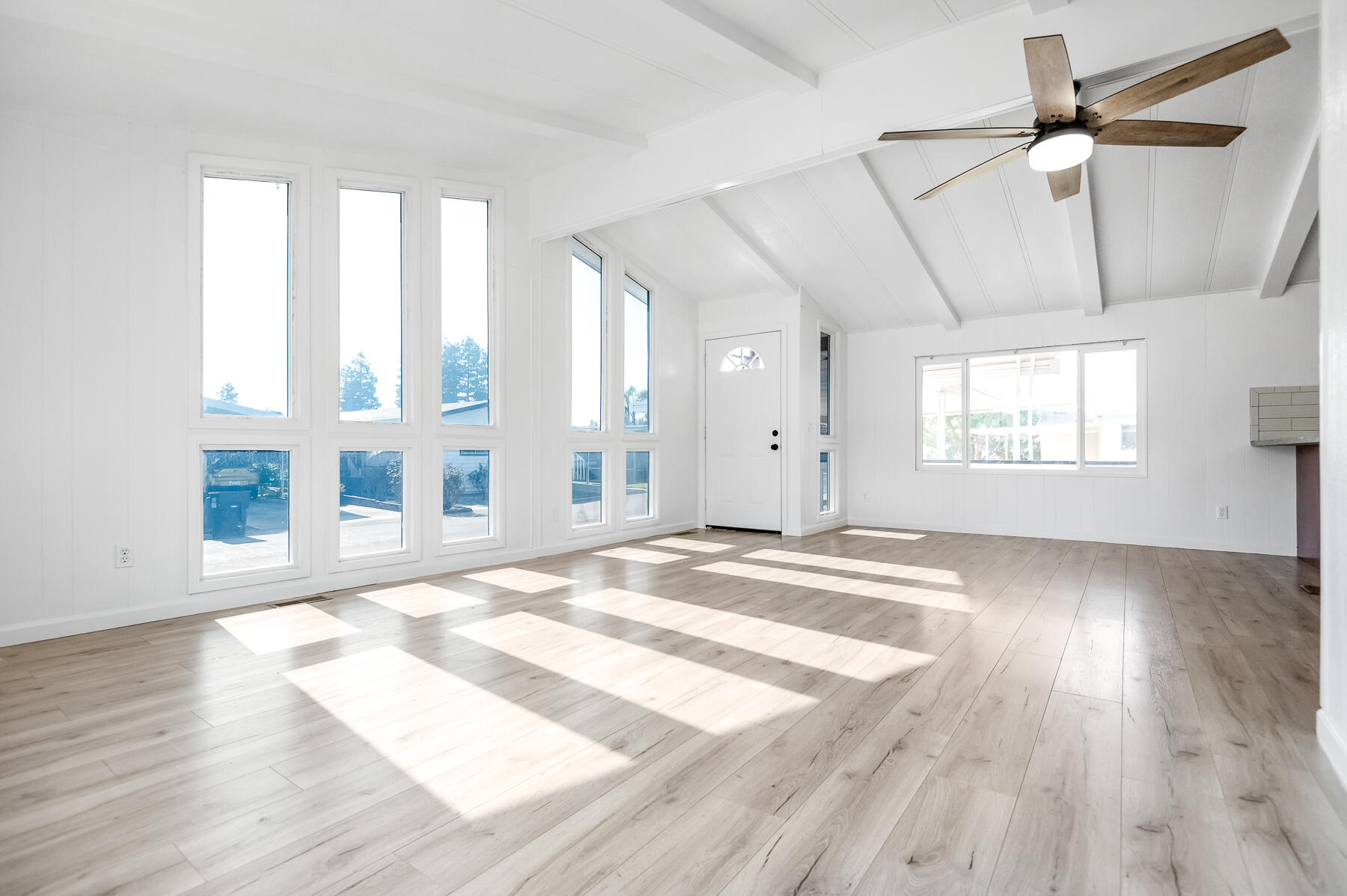 5505 W Tulare Ave #330, Visalia, CA 93277