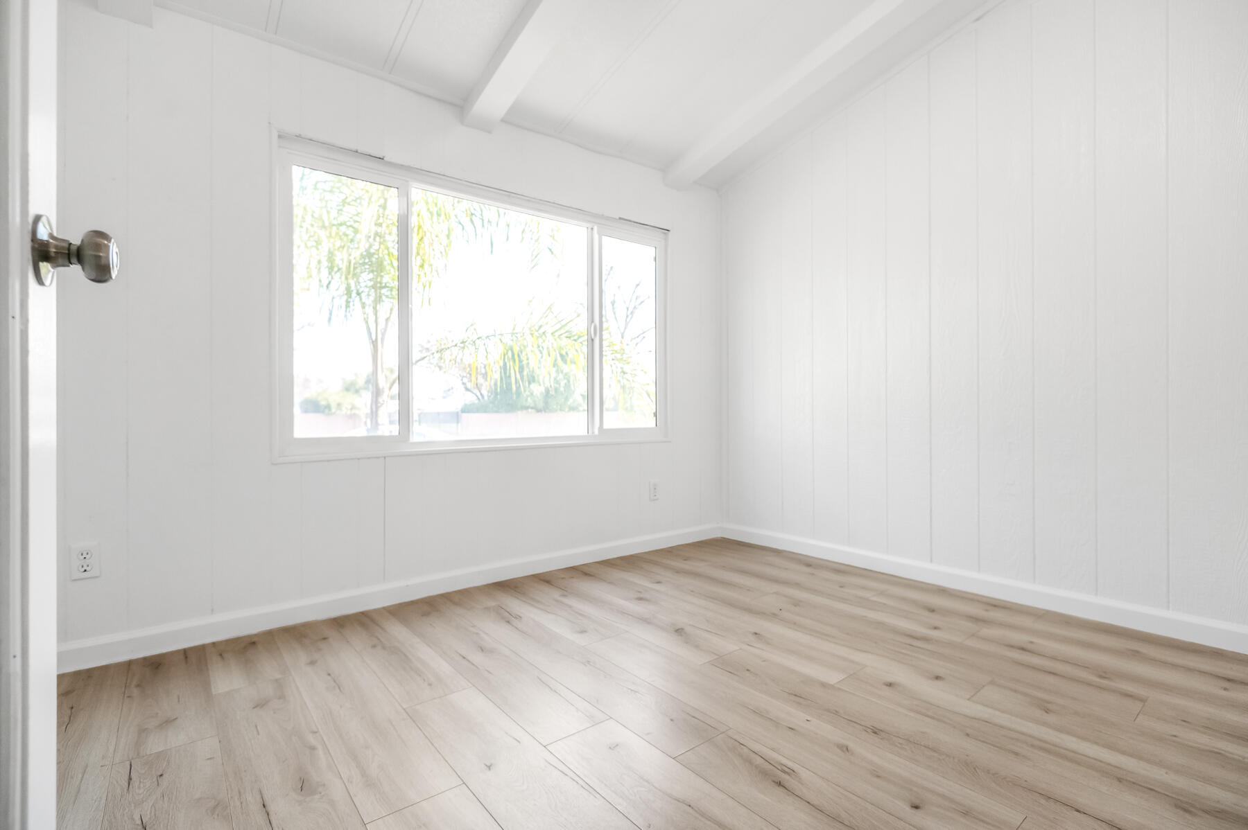 5505 W Tulare Ave #330, Visalia, CA 93277