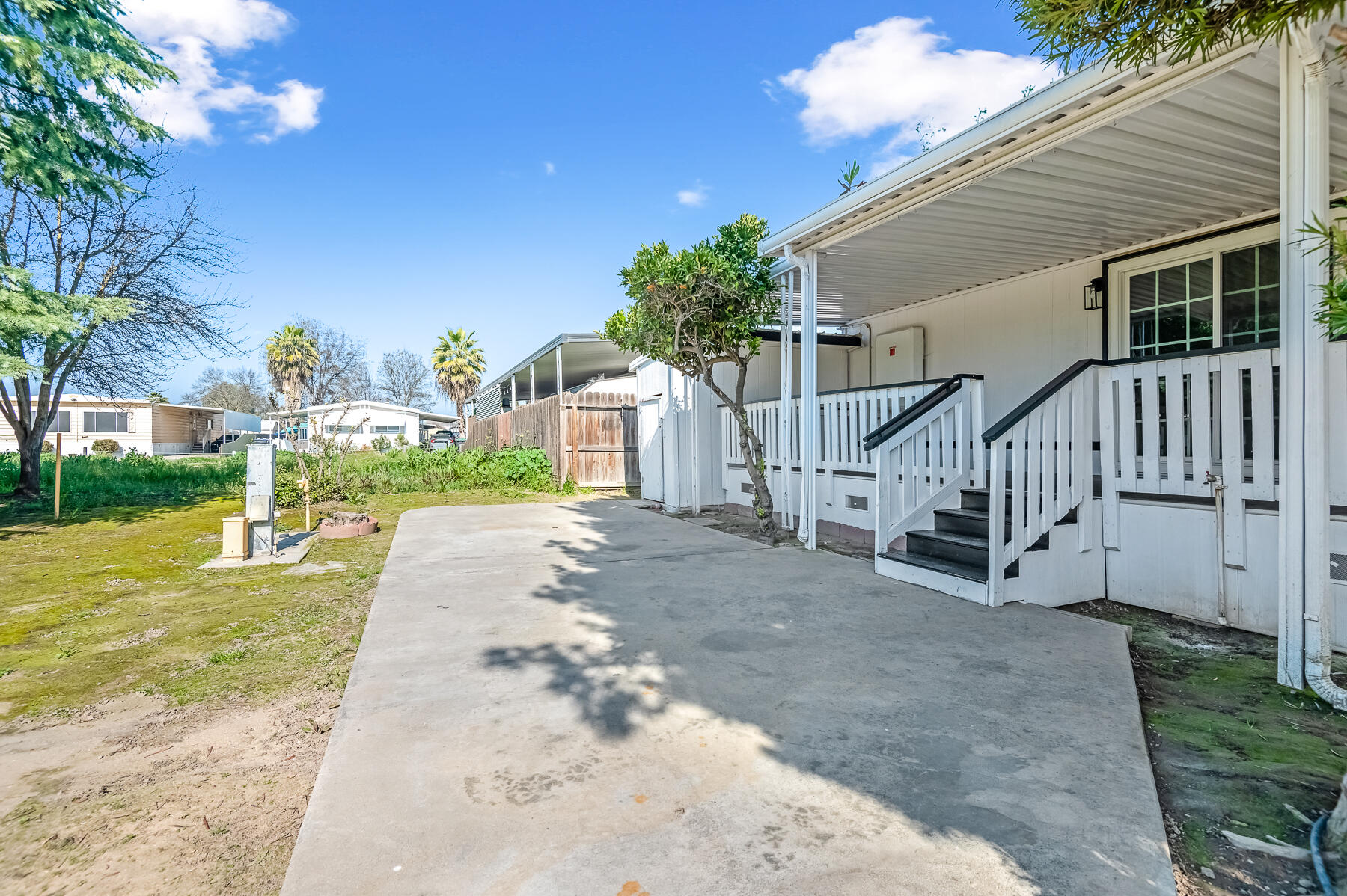 5505 W Tulare Ave #330, Visalia, CA 93277