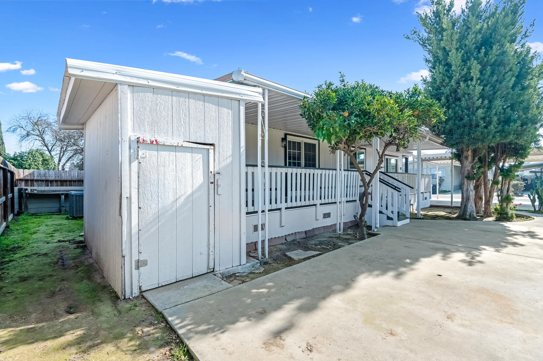 5505 W Tulare Ave #330, Visalia, CA 93277