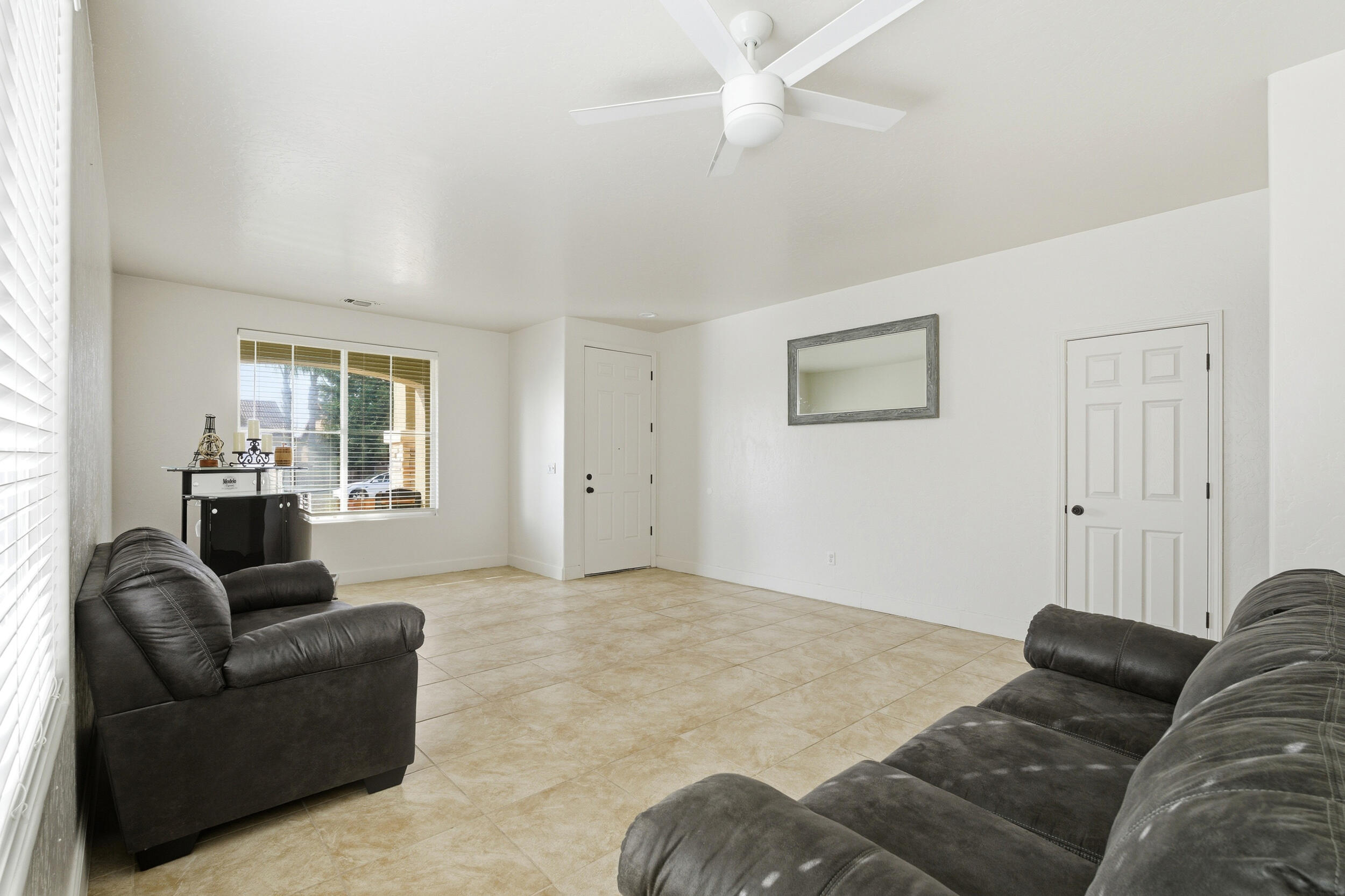 346 Martin St, Tulare, CA 93274