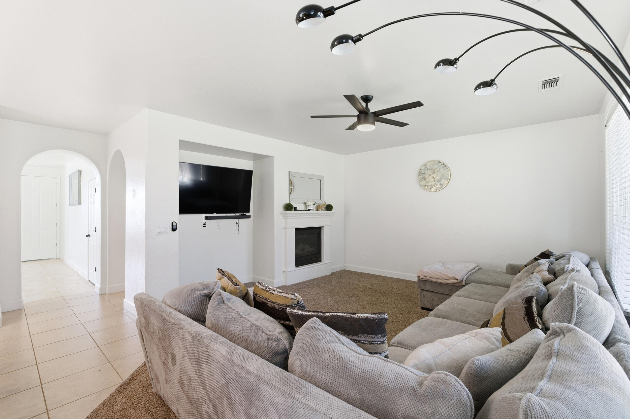 346 Martin St, Tulare, CA 93274