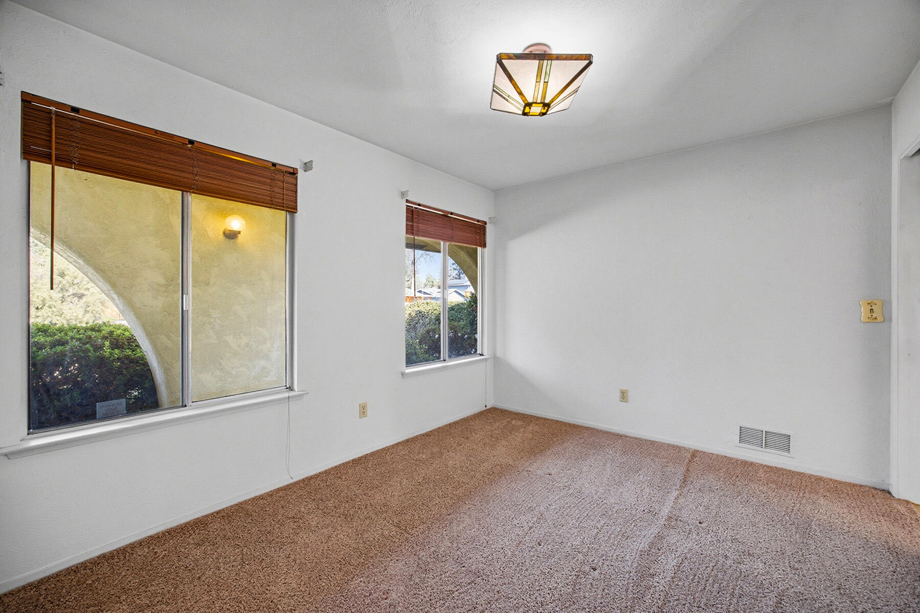 14995 N Avenue 313, Visalia, CA 93292