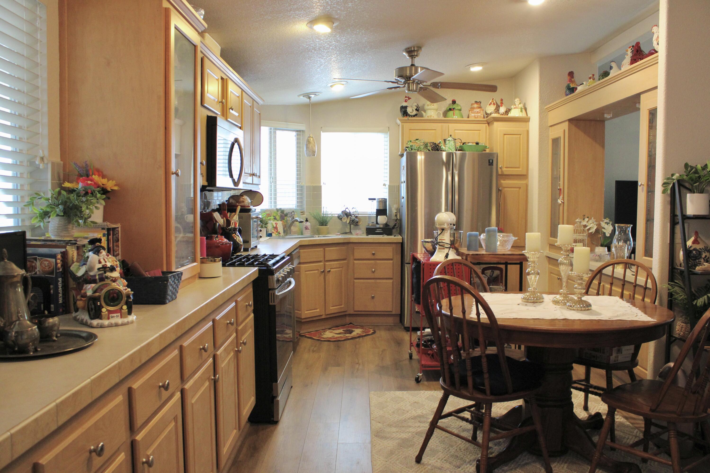 100 S Westwood St #17, Porterville, CA 93257