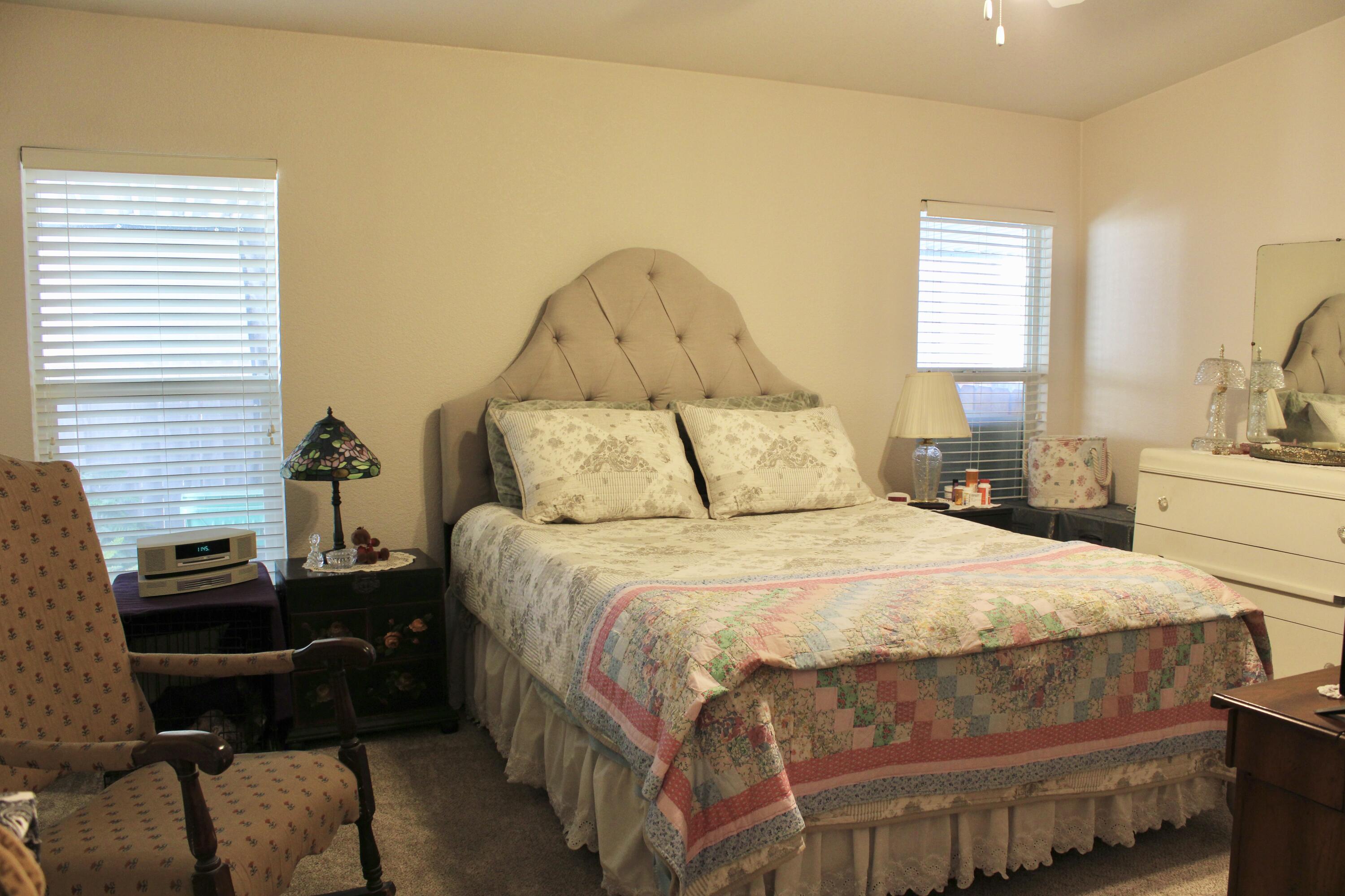 100 S Westwood St #17, Porterville, CA 93257