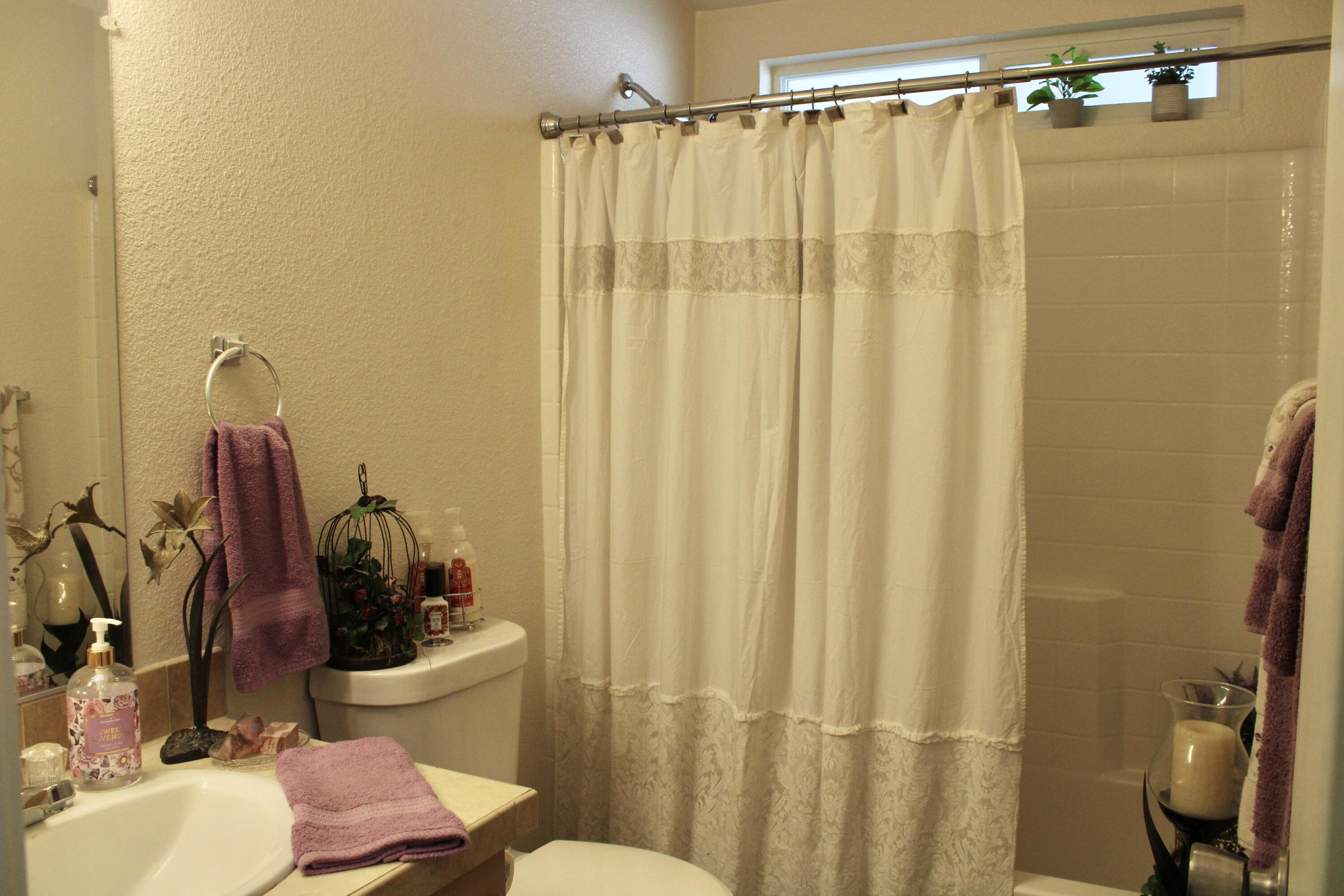 100 S Westwood St #17, Porterville, CA 93257