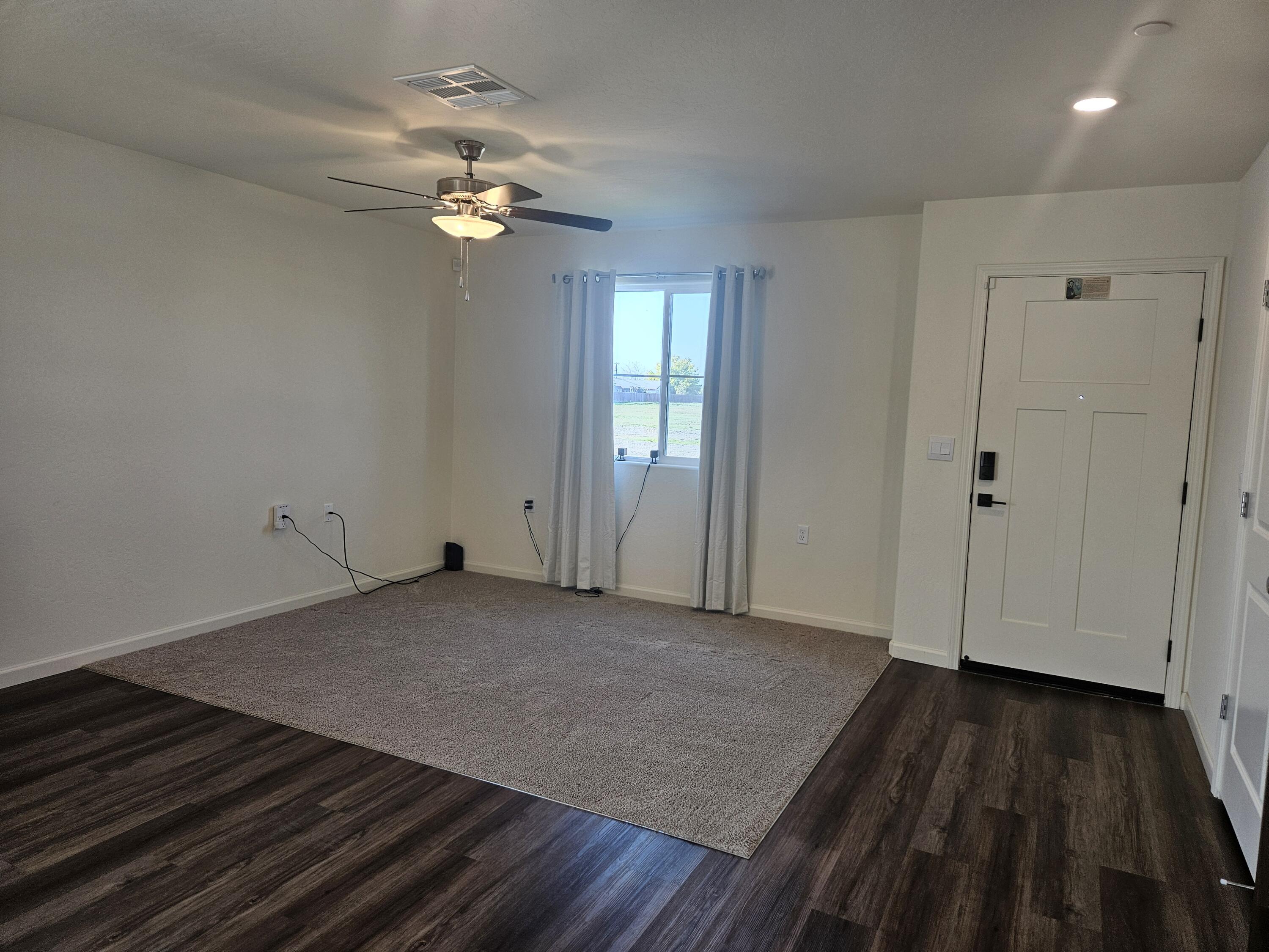 725 James Ave, Corcoran, CA 93212