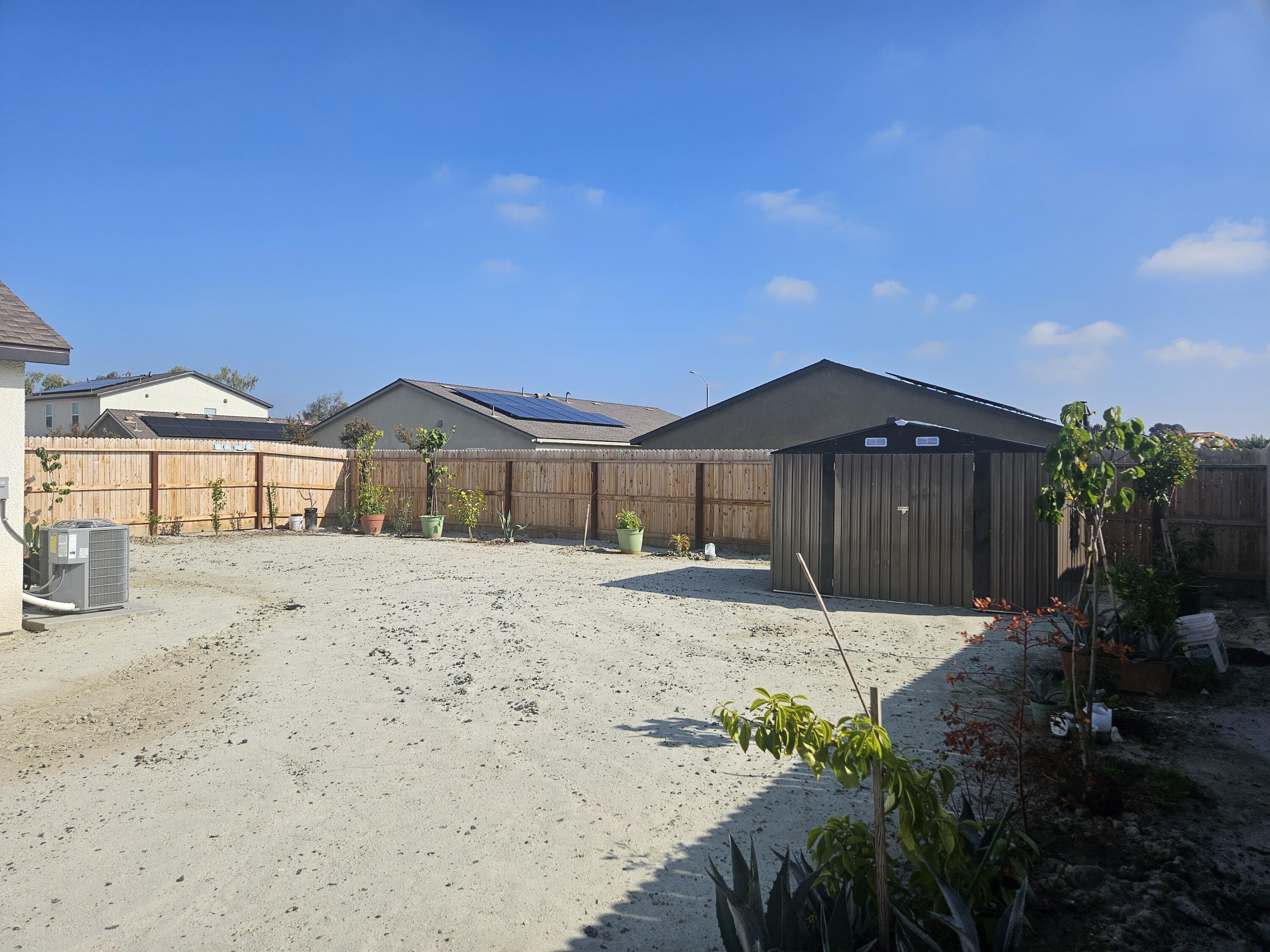 725 James Ave, Corcoran, CA 93212