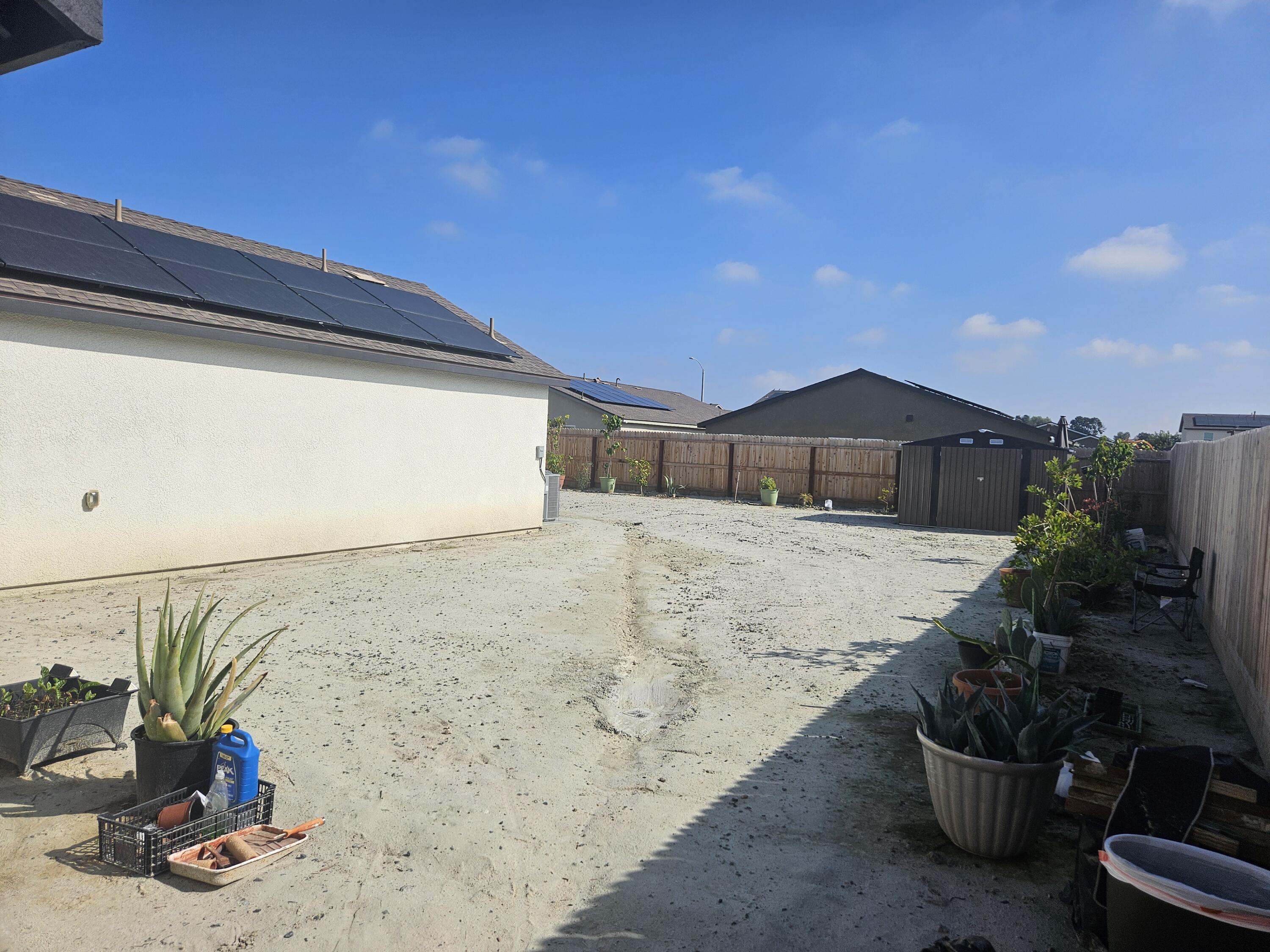 725 James Ave, Corcoran, CA 93212