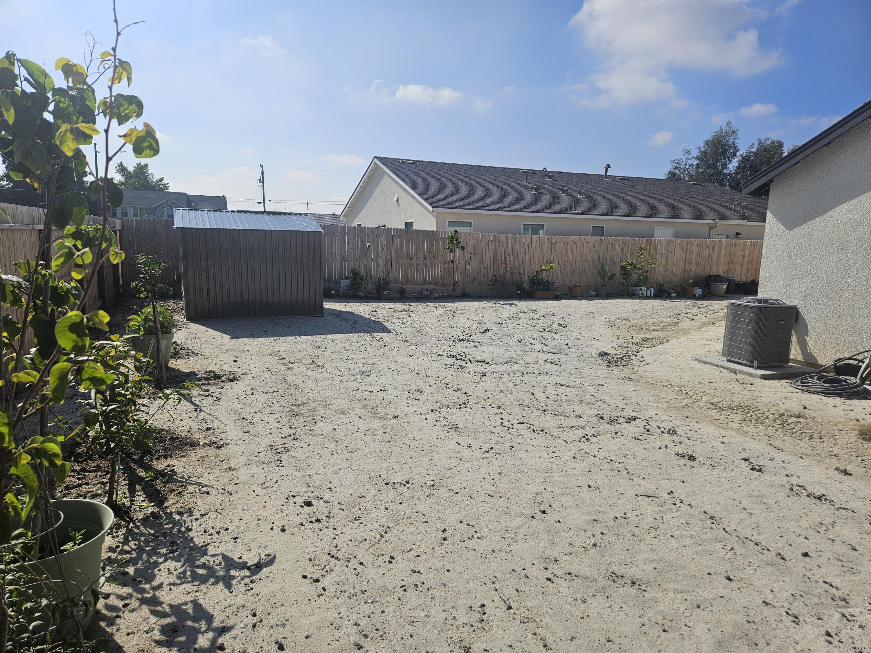 725 James Ave, Corcoran, CA 93212