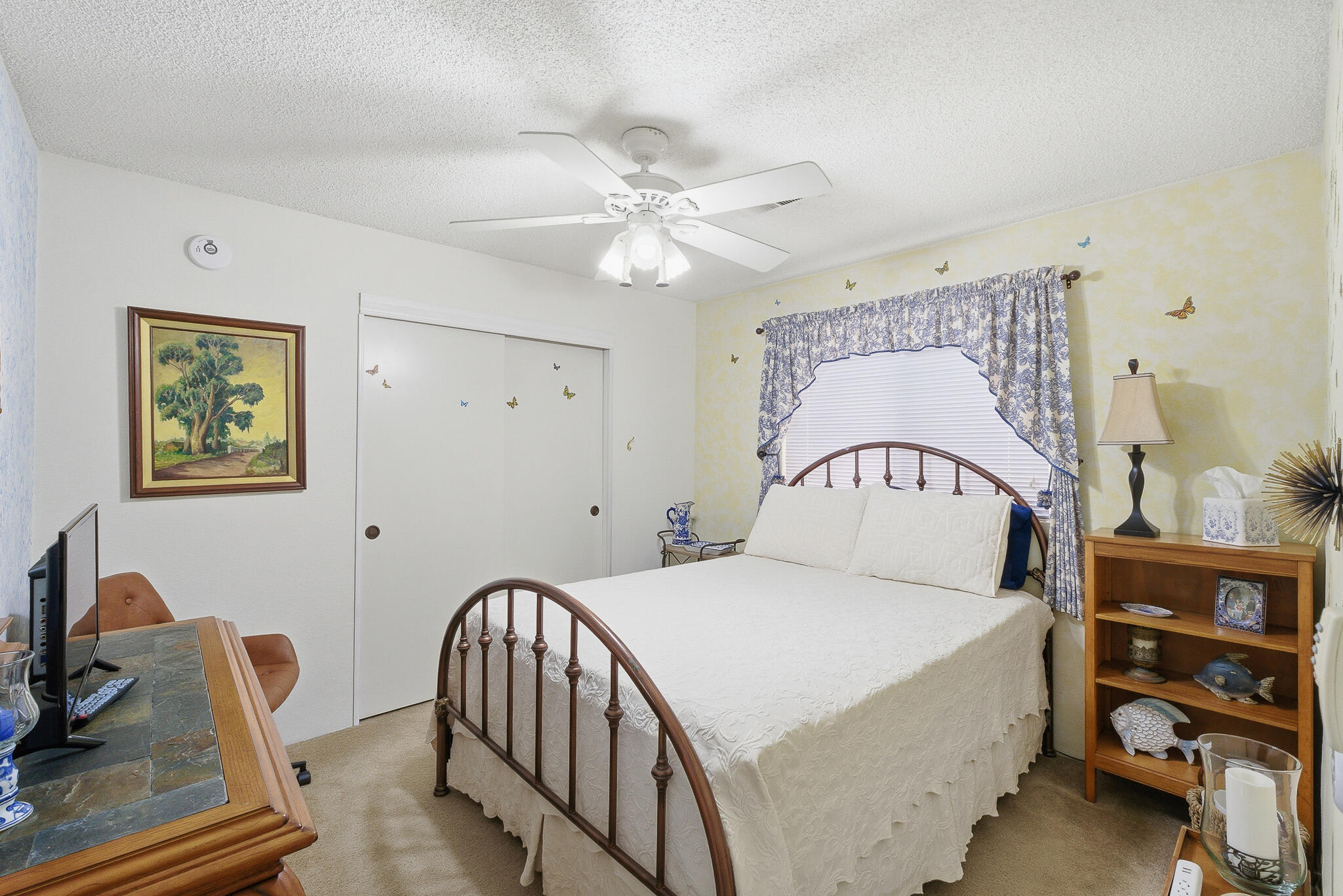 1205 E Ferguson Ave, Visalia, CA 93292