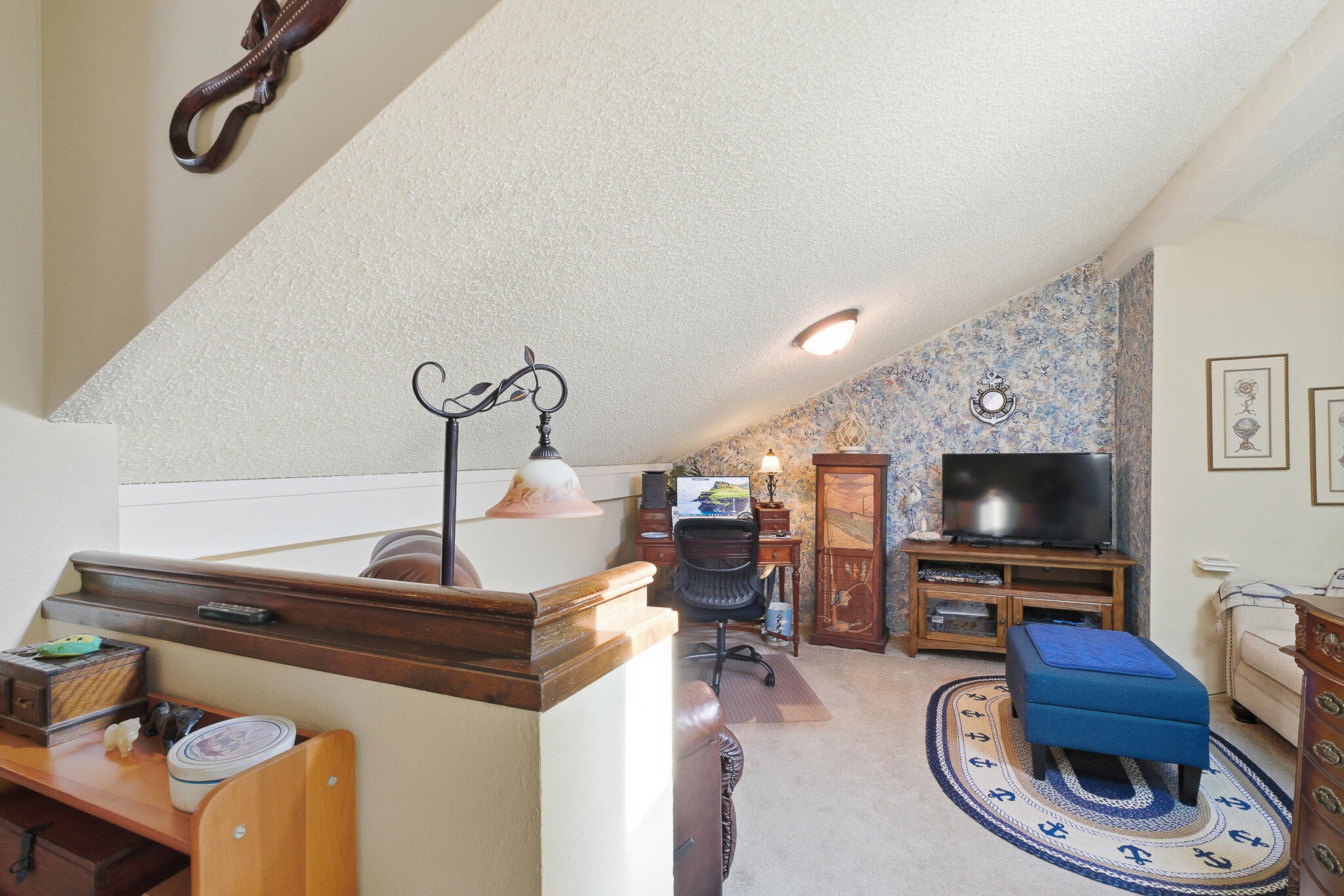 1205 E Ferguson Ave, Visalia, CA 93292