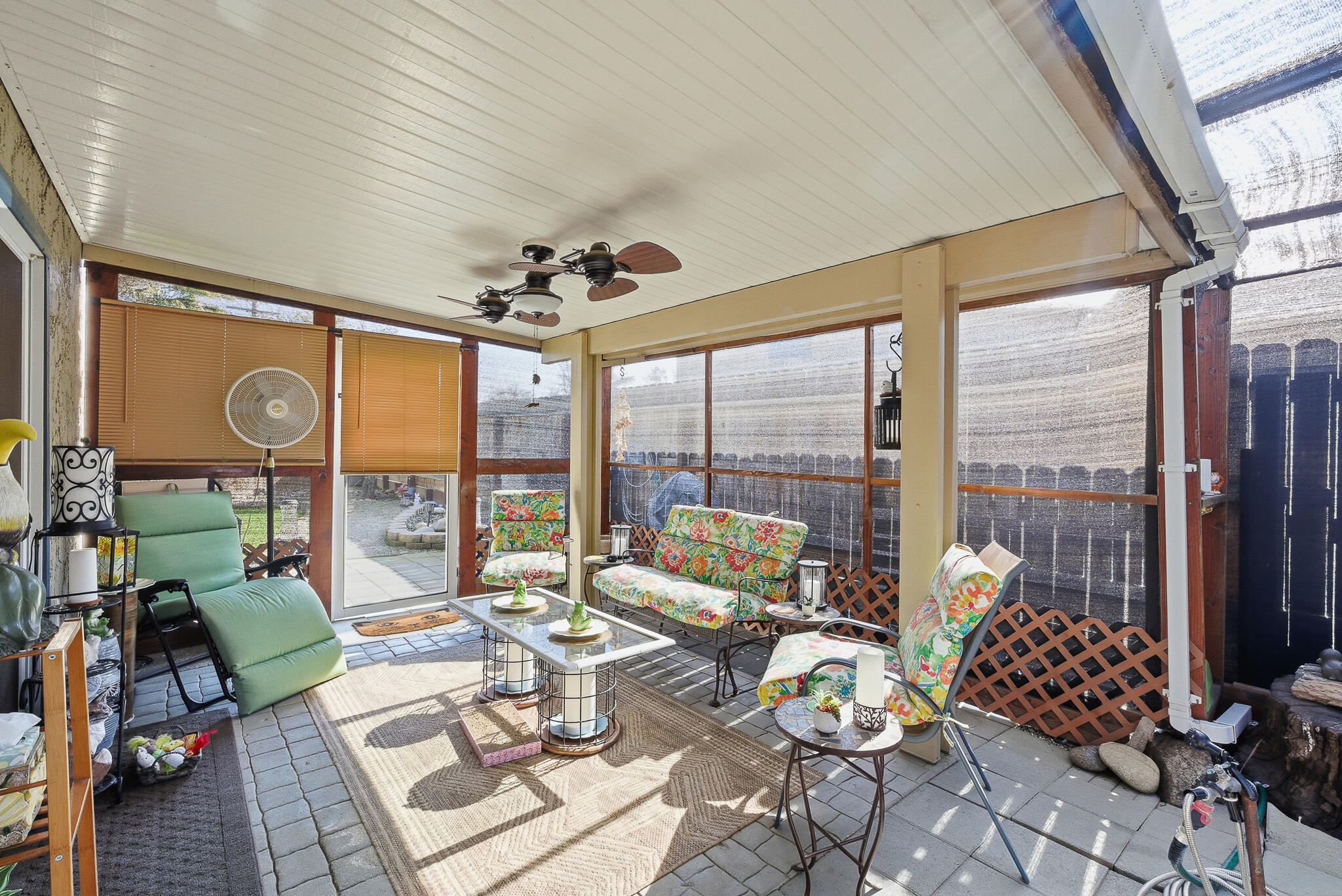 1205 E Ferguson Ave, Visalia, CA 93292