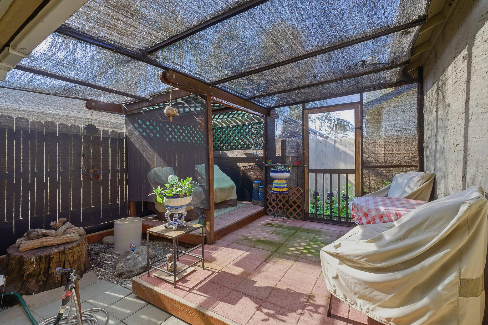 1205 E Ferguson Ave, Visalia, CA 93292