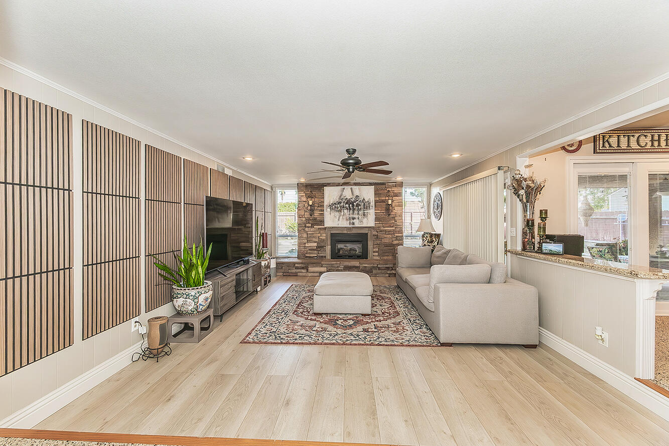 5644 N Hazel Ave, Fresno, CA 93711