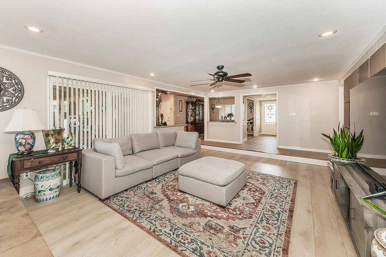 5644 N Hazel Ave, Fresno, CA 93711