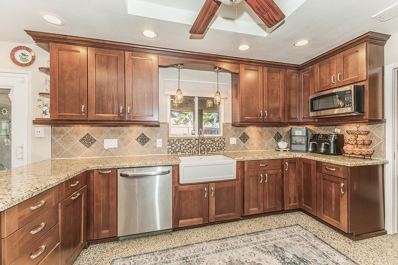 5644 N Hazel Ave, Fresno, CA 93711