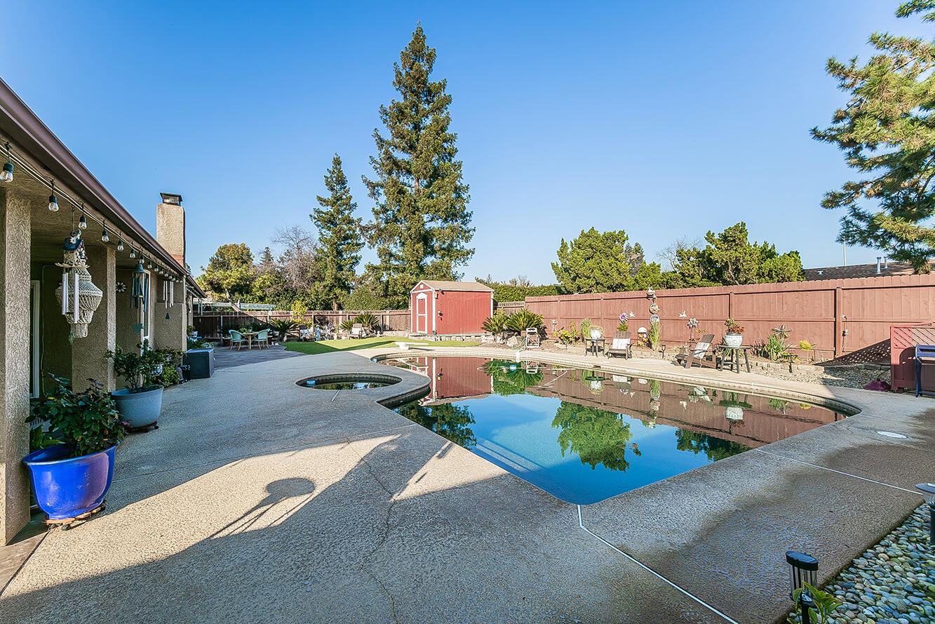 5644 N Hazel Ave, Fresno, CA 93711