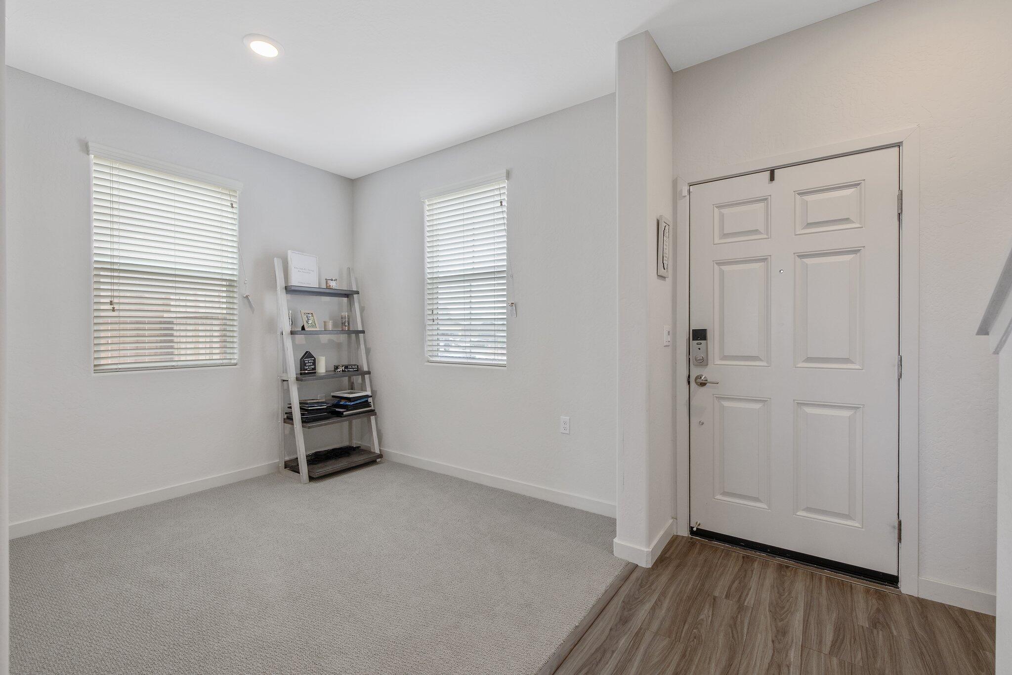 920 Maricopa St, Tulare, CA 93274