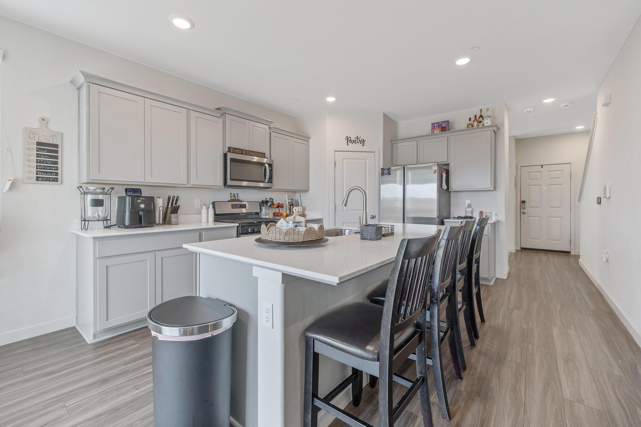 920 Maricopa St, Tulare, CA 93274