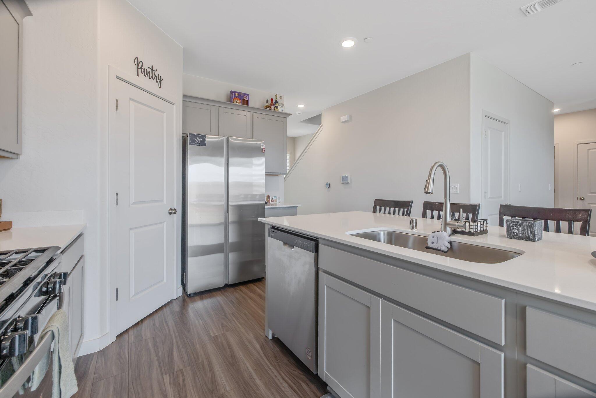 920 Maricopa St, Tulare, CA 93274