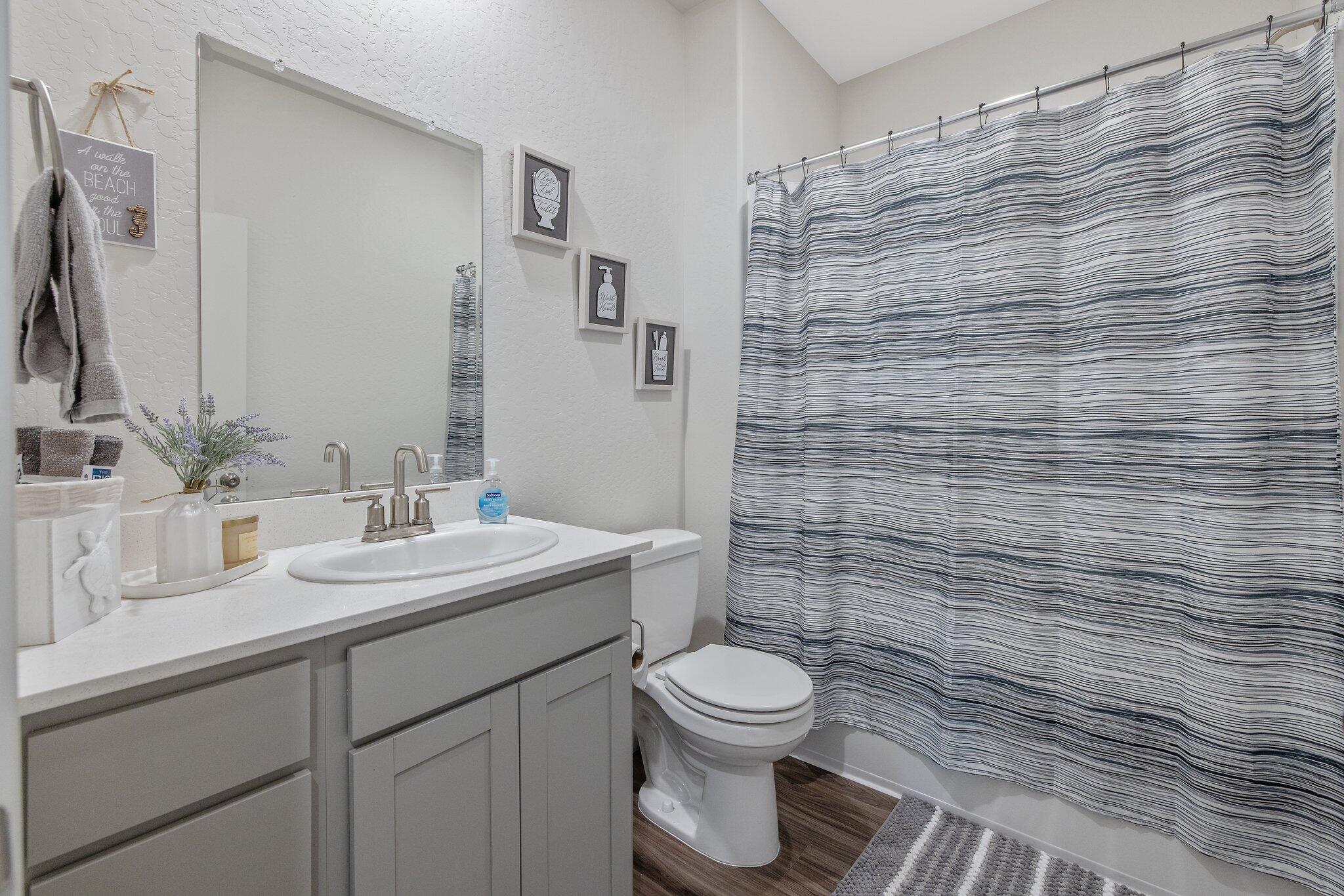 920 Maricopa St, Tulare, CA 93274