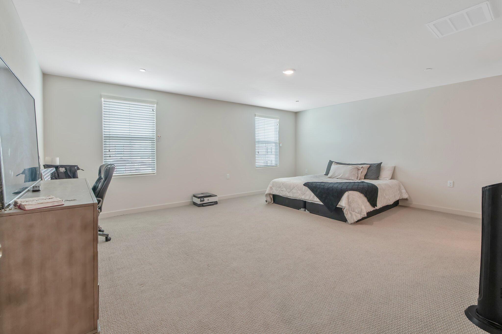 920 Maricopa St, Tulare, CA 93274