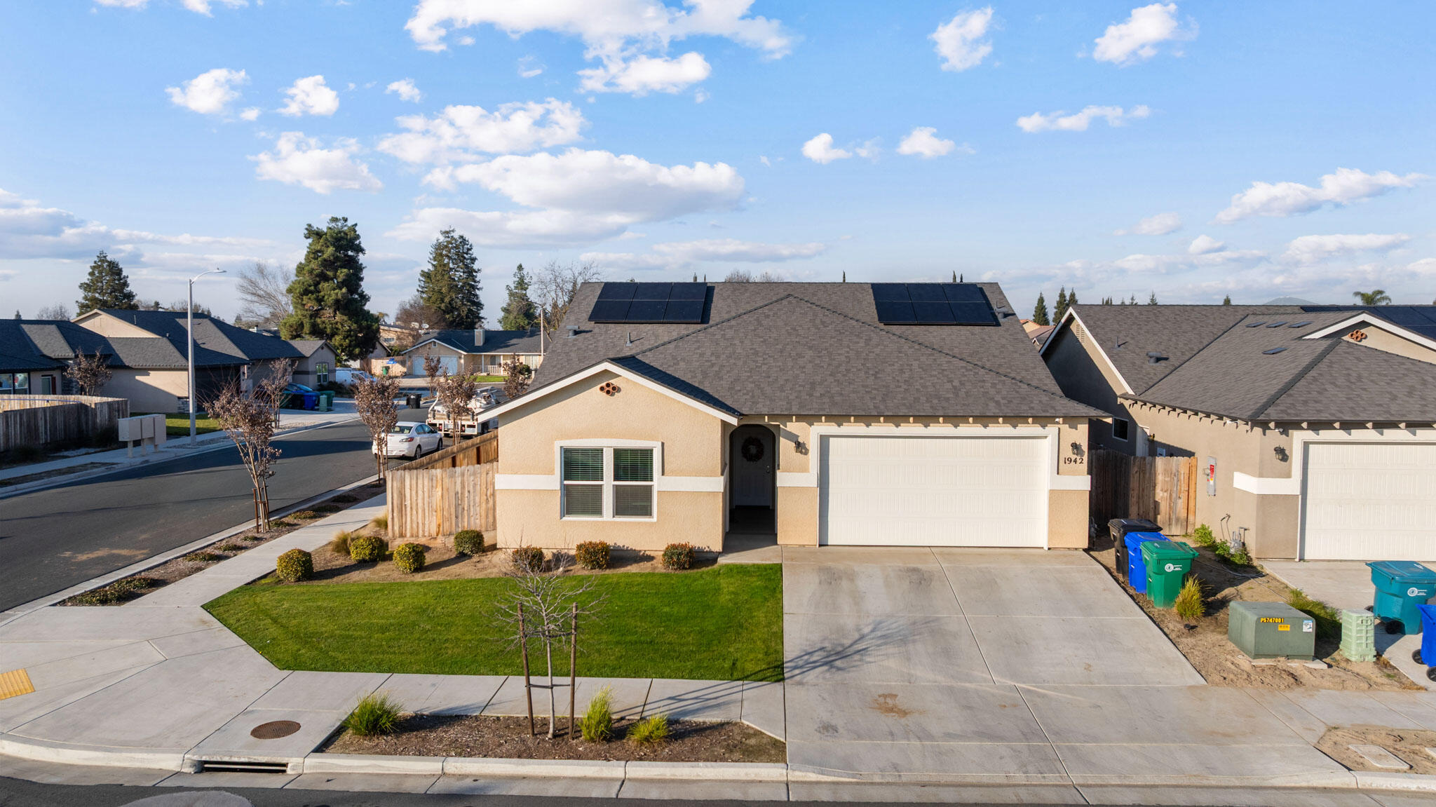 1942 W Date Ave, Porterville, CA 93257