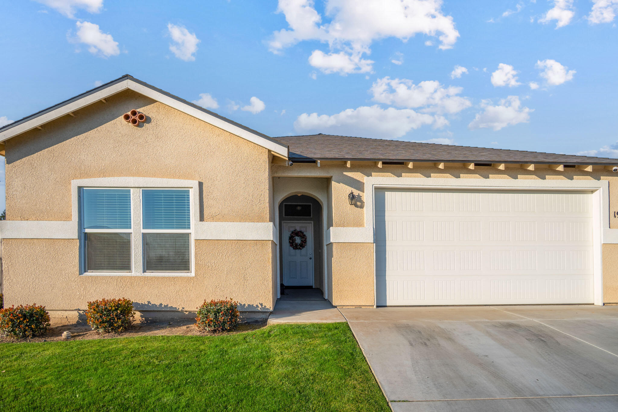 1942 W Date Ave, Porterville, CA 93257