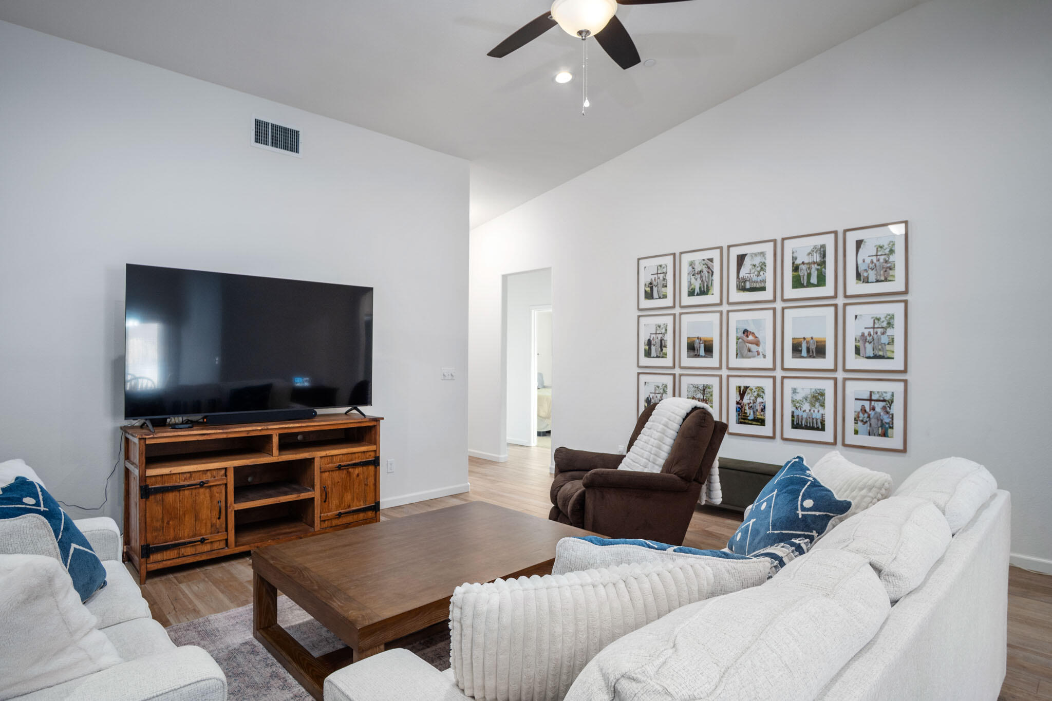 1942 W Date Ave, Porterville, CA 93257