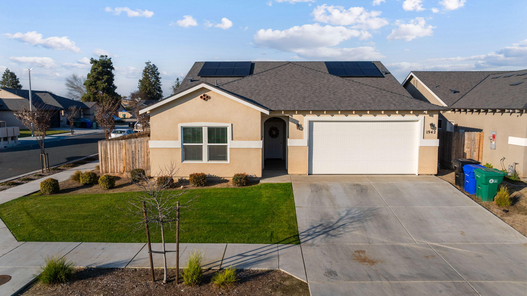 1942 W Date Ave, Porterville, CA 93257