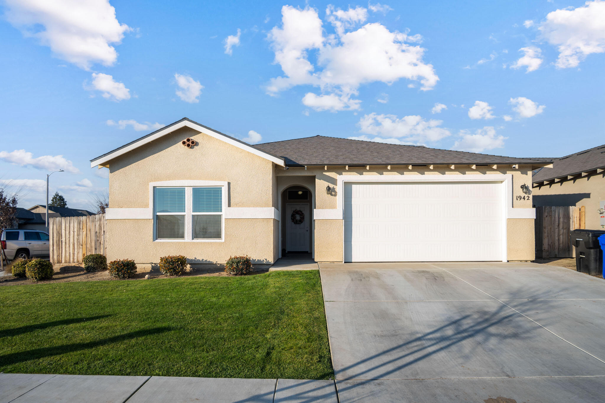 1942 W Date Ave, Porterville, CA 93257